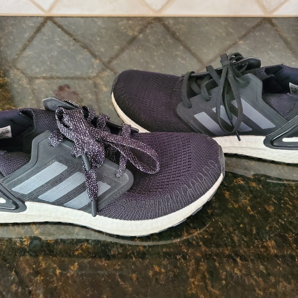 Adidas Women's Black and Gray Sneakers